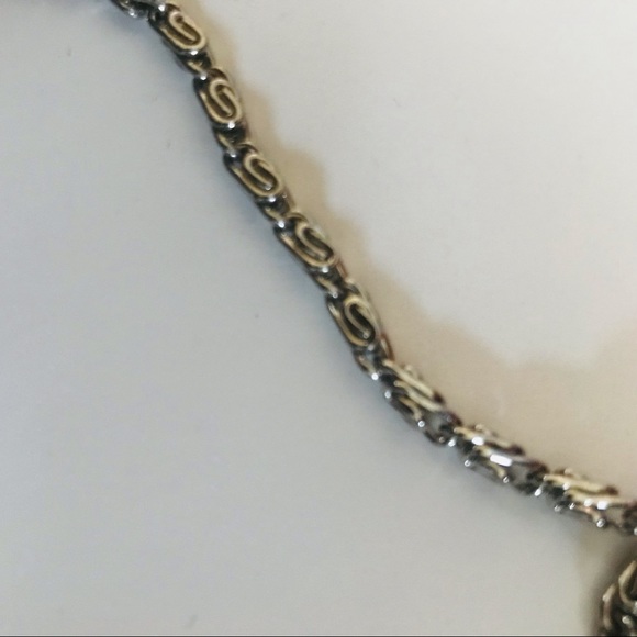 Lord & Taylor Evening bag Elegant Black with Silver Marbling and Silver Chain - Picture 4 of 6